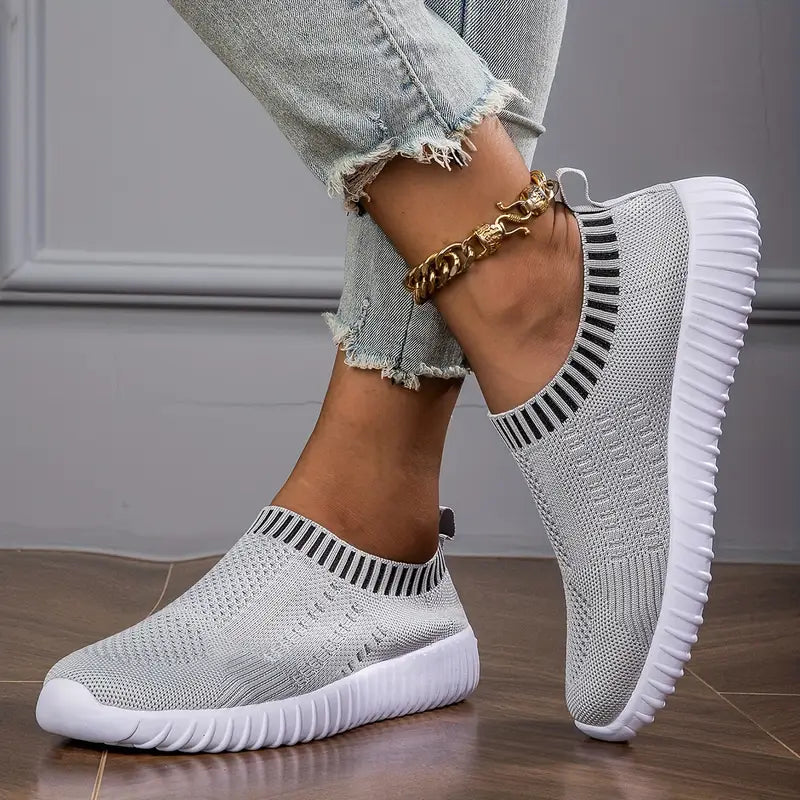 Sneaker slip-on traspiranti