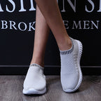 Sneaker slip-on traspiranti