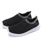 Sneaker slip-on traspiranti