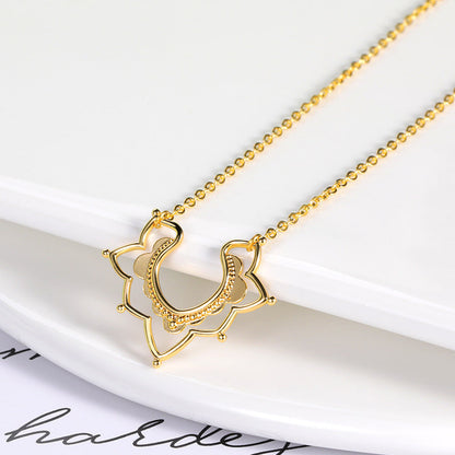 Simplistic Floral Necklace