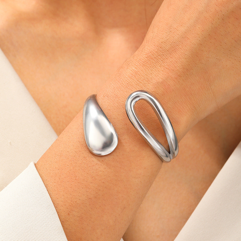 Fluid Cuff