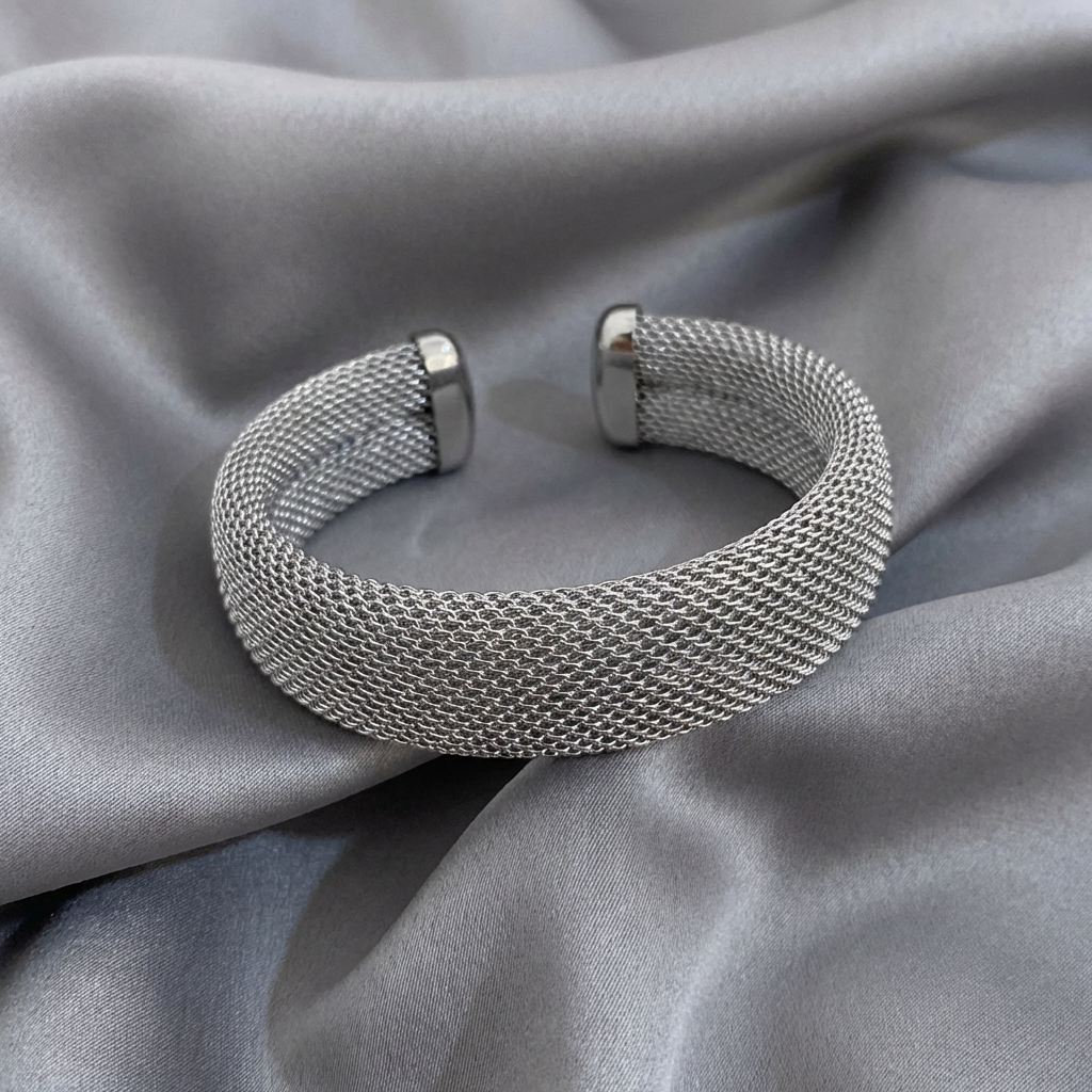 The Mesh Cuff